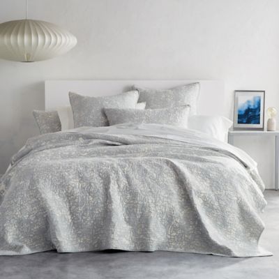 DKNY Sunwashed Reversible Twin Quilt in Grey