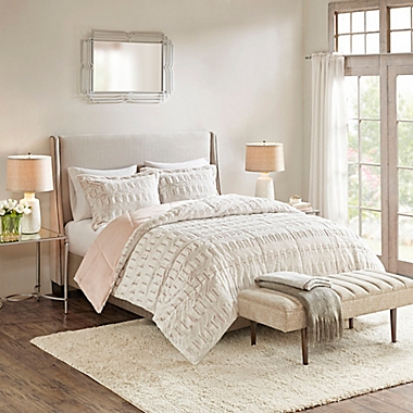 Madison Park Gia Back Print Long Fur Twin/Twin XL Comforter Mini Set in Blush. View a larger version of this product image.