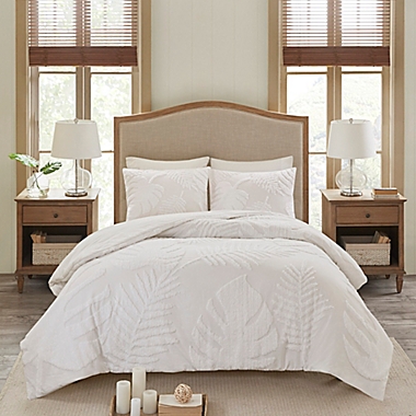 Madison Park Bahari 3-Piece King/California King Duvet Cover Set in Off White. View a larger version of this product image.