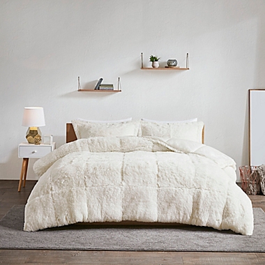 Intelligent Design Malea Shaggy Faux Fur 2-Piece Twin/Twin XL Reversible Comforter Set in Ivory. View a larger version of this product image.