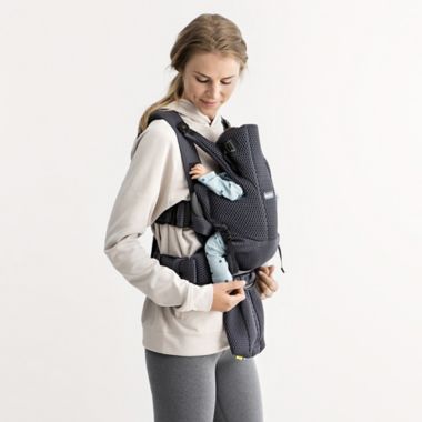 BABYBJ&Ouml;RN&reg; 3D Mesh Baby Carrier Free in Anthracite. View a larger version of this product image.