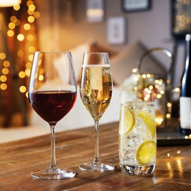 Luminarc Grand Estate Champagne Flutes (Set of 4). View a larger version of this product image.