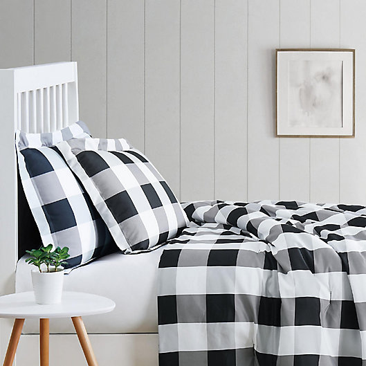 Alternate image 1 for Truly Soft® Buffalo Check 2-Piece Twin XL Duvet Cover Set in Black