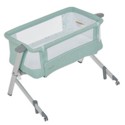 co sleeper bassinet attaches to bed