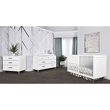 &eacute;volur Art Deco 3-in-1 Convertible Crib in White. View a larger version of this product image.