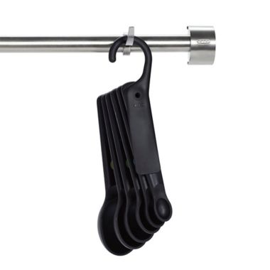 OXO Good Grips&reg; 7-Piece Plastic Measuring Spoons in Black. View a larger version of this product image.