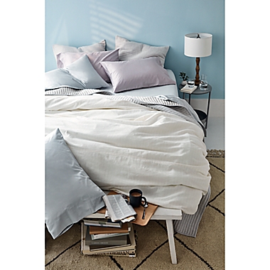 Nestwell&trade; Washed Linen Cotton 3-Piece Full/Queen Comforter Set in White. View a larger version of this product image.