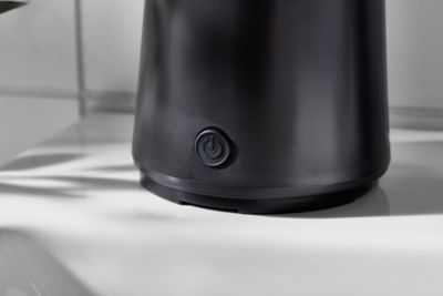 Dispensador de jabón de pared LINEA Zack - color negro - contenido