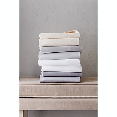 Nestwell&trade; Egyptian Cotton Sateen 625-Thread-Count Queen Sheet Set in Egret. View a larger version of this product image.