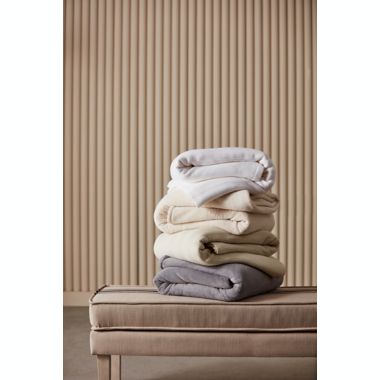 Nestwell&trade; Supreme Softness Plush Full/Queen Blanket in Pebble Grey. View a larger version of this product image.
