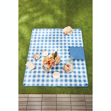 Bee & Willow&trade; Picnic Tray. View a larger version of this product image.