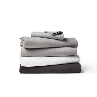UGG&reg; Devon Twin XL Sheet Set in Snow. View a larger version of this product image.