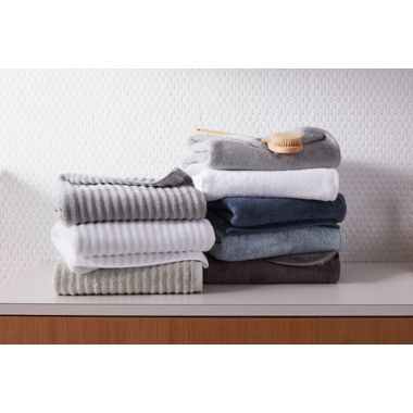 Haven&trade; Wave Organic Cotton Bath Towel in Sky Green. View a larger version of this product image.