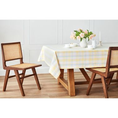 Everhome&trade; Easter Plaid 52-Inch x 70-Inch Oblong Tablecloth. View a larger version of this product image.