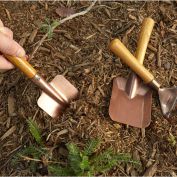Kikkerland Gardening Tool Set