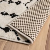 Emma and Oliver Non Slip Rug Pad Gripper for 5' x 8' Area Rugs, Hard Floor Anti Skid Carpet Mat