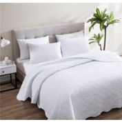 The Nesting Company Ivy 3 Piece Bedspread Set Elegant & Rich Soft Feel Includes 1Bedspread 2 Shams - Queen - White