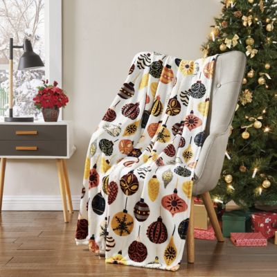 Pretty Winter Holiday Christmas REindeer Blanket Soft Cozy hearts Trees 