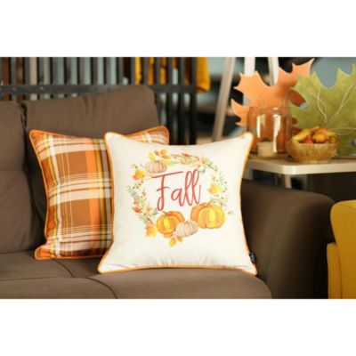 D0T9N8E11N Thankful for a Family That Drinks Funny Drunker Thanksgiving Throw Pillow Family Thanksgiving 18x18 Multicolor