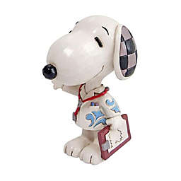 Enesco Jim Shore Peanuts Snoopy Medical Professional Decorative Mini Figure
