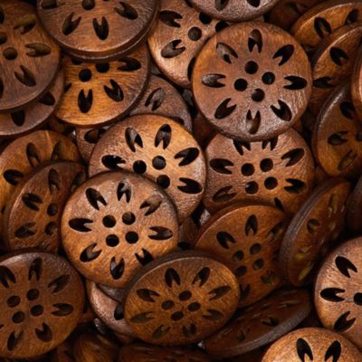 Juvale Floral Carved Wood Buttons for Crafts (4 Holes, 100-Pack)