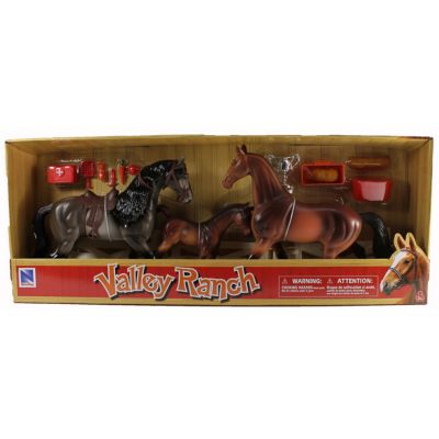 NewRay Toys Valley Ranch 3 Horse Assortment (Grey and Brown) With Fence and Accessories