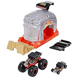 Hot Wheels Monster Truck Pit & Launch Play Sets with Monster Truck and  1:64 car, Bone Shaker