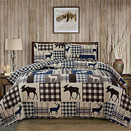 Market & Place  Redington Lodge 3-Piece Reversible King Quilt Set in Navy Moose