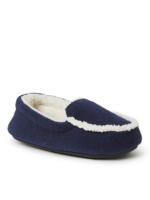 Dearfoams Boy&#39;s Hunter Felted Microwool and Plaid Moccasin Slipper