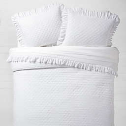 Dormify Ruffled Edge Comforter and Sham set - Twin/Twin XL - White