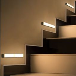 Milex Motion Sensing Light Bar