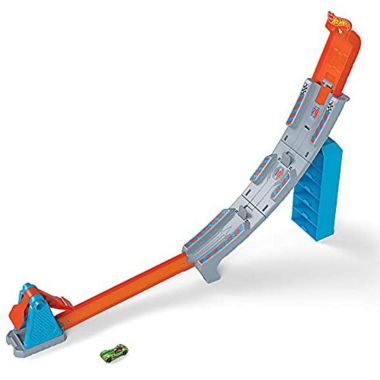Hot Wheels Hill Climb Track Set, Multicolor. View a larger version of this product image.