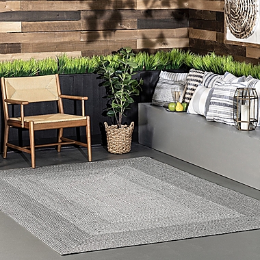 nuLOOM Jayda Braided Gradience Indoor/Outdoor Area Rug. View a larger version of this product image.