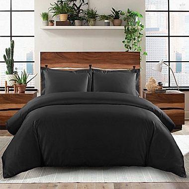 Egyptian Linens Solid 100% Cotton Duvet Cover Set - 600 Thread Count. View a larger version of this product image.