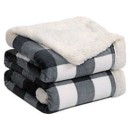 PiccoCasa Plaid Sherpa Fleece Breathable Throw Blanket Buffalo Checker Flannel Blankets and Reversible Soft Warm Fuzzy Microfiber Blanket for Couch Sofa, Black and White, Twin Size, 60x78 Inch