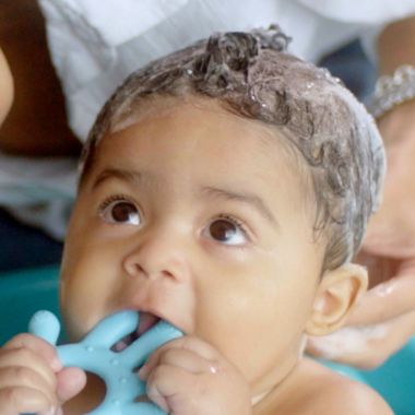 Bella B Naturals Bee Gone Cradle Cap Baby Shampoo (2-Pack),. View a larger version of this product image.