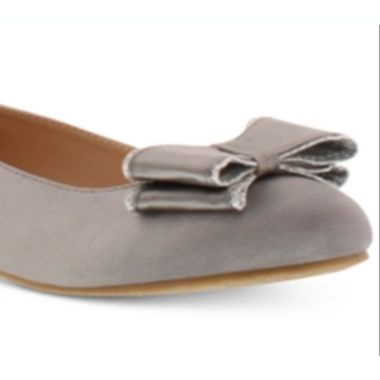 Badgley Mischka Little & Big Girl's Amber Shines Shoes Gray Size 12 M. View a larger version of this product image.