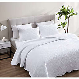The Nesting Company Ivy 3 Piece Bedspread Set Elegant & Rich Soft Feel Includes 1Bedspread 2 Shams - Queen - White