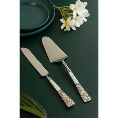 GAURI KOHLI Fairmount Cake Servers (Set of 2). View a larger version of this product image.