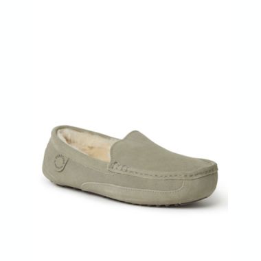 Fireside By Dearfoams Men's Melbourne Genuine Shearling Moccasin. View a larger version of this product image.