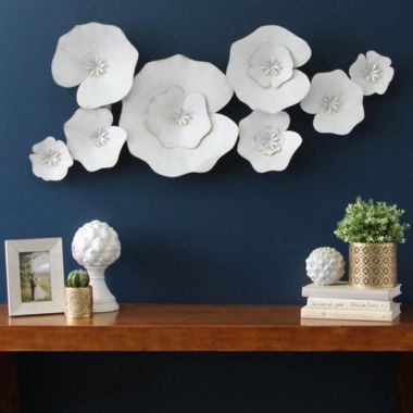 HomeRoots Home Decor Angelic White Metal Lily Pad Wall Decor - 321293. View a larger version of this product image.