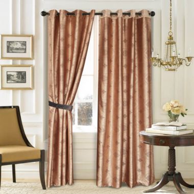Dolce Mela Home Decorative Window Semi-Blackout Curtain / Drape Panel, Los Angeles. View a larger version of this product image.