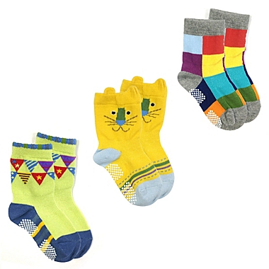 Wrapables Animal Non-Skid Toddler Socks Set of 3 / Lion / S. View a larger version of this product image.