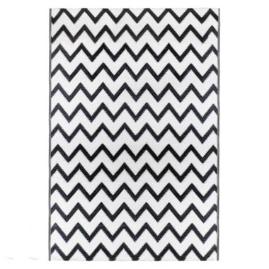 Northlight 4' x 6' Black and White Chevron Rectangular Outdoor Area Rug. View a larger version of this product image.