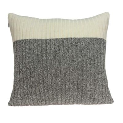 HomeRoots Square Gray and White Sweater Weather Pillow Cover - 20" x 20"