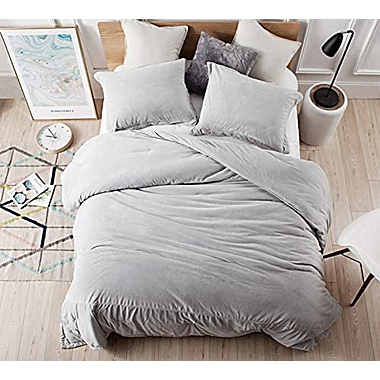 Byourbed Baby Bird Coma Inducer Oversized Comforter - King - Glacier Gray. View a larger version of this product image.