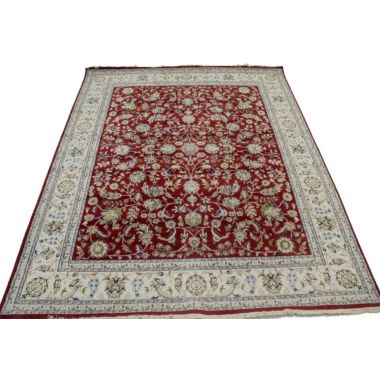 Red Floral 8X10 Indo-Nain Oriental Rug. View a larger version of this product image.