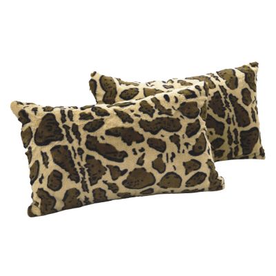 Cheer Collection Set of 2 Leopard Print Throw Pillows - Soft Velvety Faux  Fur Decorative Lumbar Couch Pillows | Bed Bath & Beyond