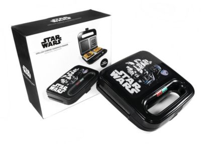 Uncanny Brands Star Wars Darth Vader and Stormtrooper Grilled Cheese Maker