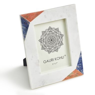 GAURI KOHLI Calista Marble Picture Frame 5" x 7". View a larger version of this product image.